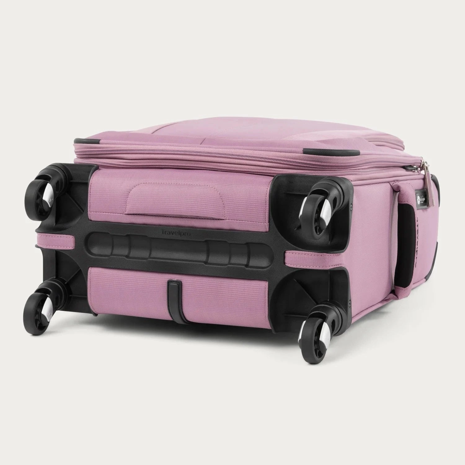 Travelpro Maxlite 5 International Carry-On Spinner Luggage