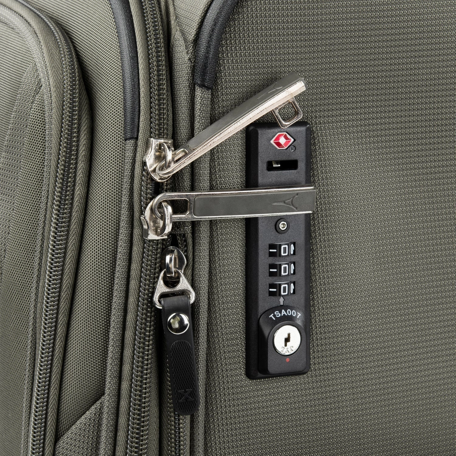 Travelpro Maxlite 5 International Carry-On Spinner Luggage