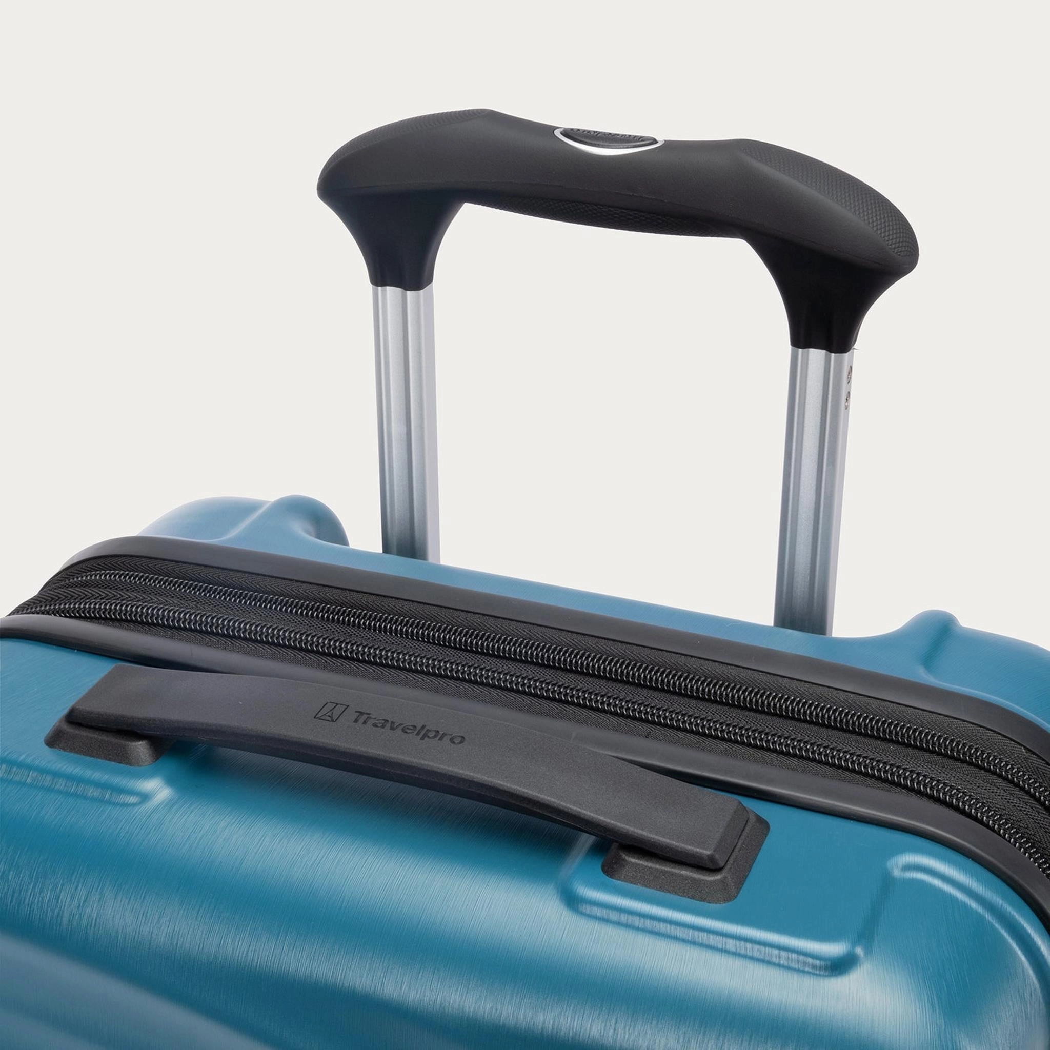 Travelpro Maxlite Air V2 Carry-on Expandable Spinner