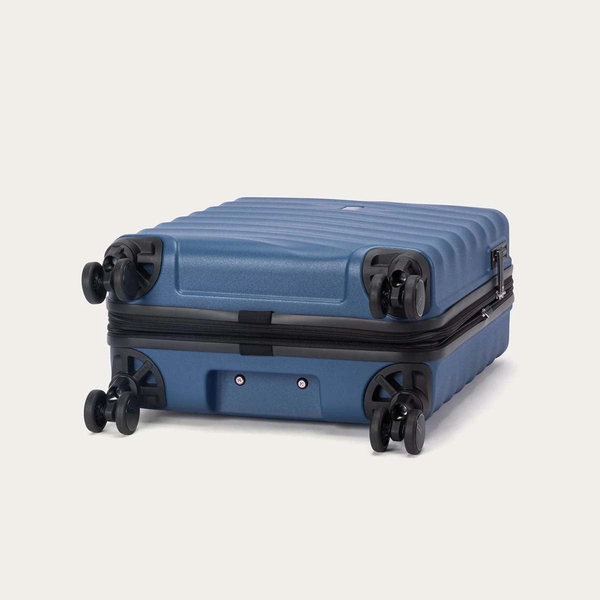 Travelpro Maxlite Air V2 International Carry-On Hardside Spinner