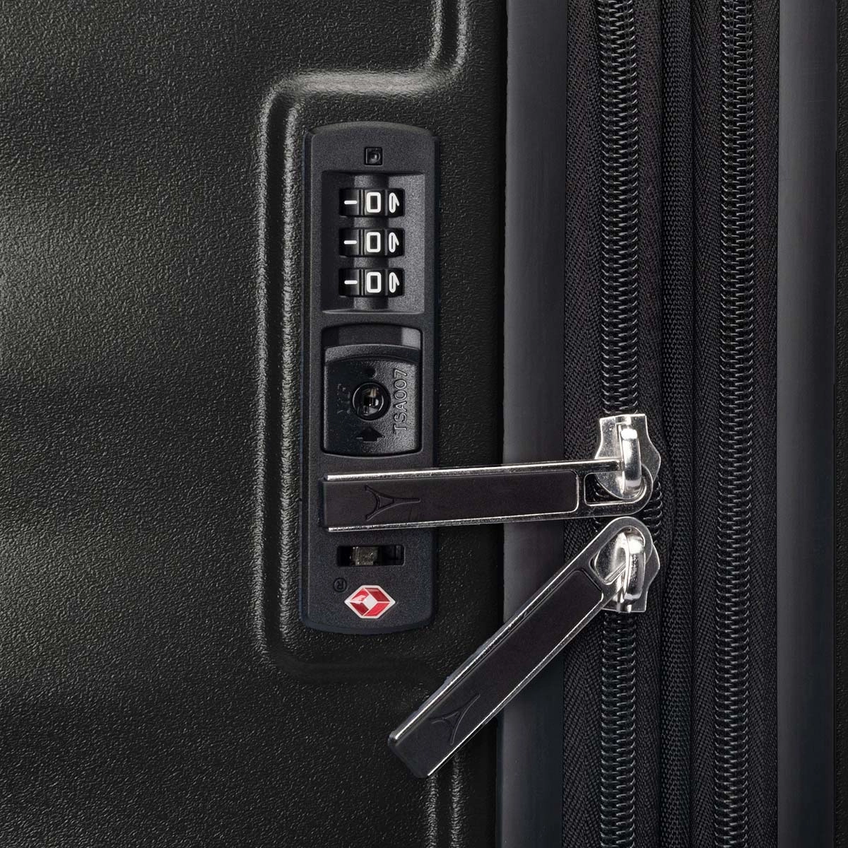 Travelpro Maxlite Air V2 International Carry-On Hardside Spinner