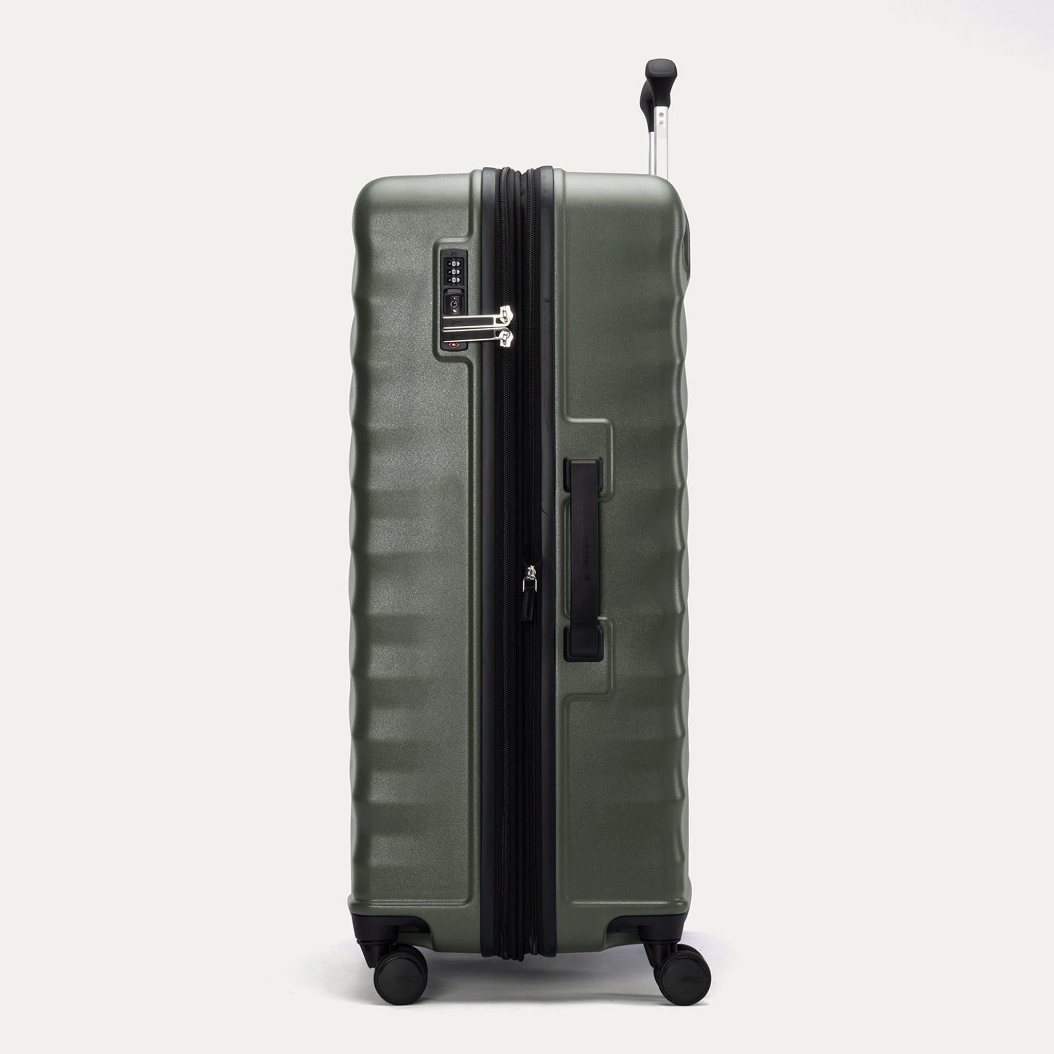 Travelpro Maxlite Air V2 Large Check-in Expandable Spinner