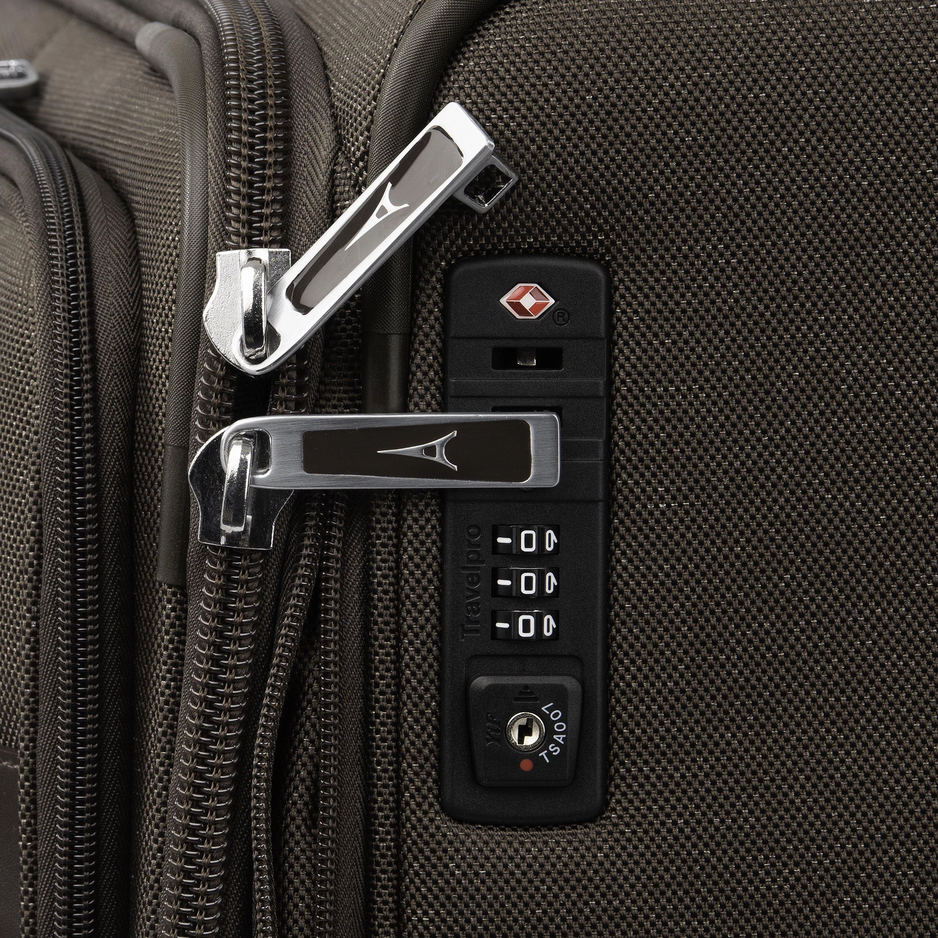 TravelPro Platinum Elite 25" 4-Wheel Medium Luggage