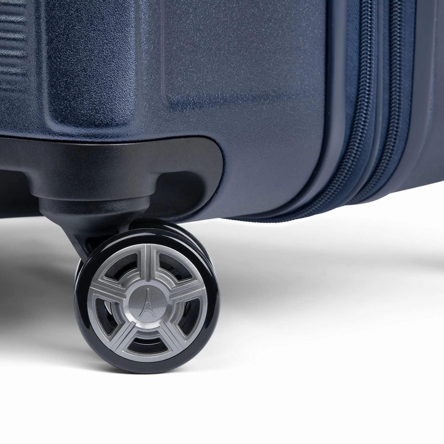 Travelpro Platinum Elite Hardside Expandable Spinner Wheel Luggage, Checked Large 28-Inch