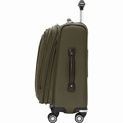 Travelpro PlatinumMagna2 International Carry-On Expandable Business Plus Spinner Carry-On