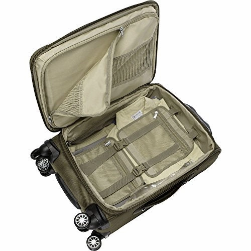 Travelpro PlatinumMagna2 International Carry-On Expandable Business Plus Spinner Carry-On