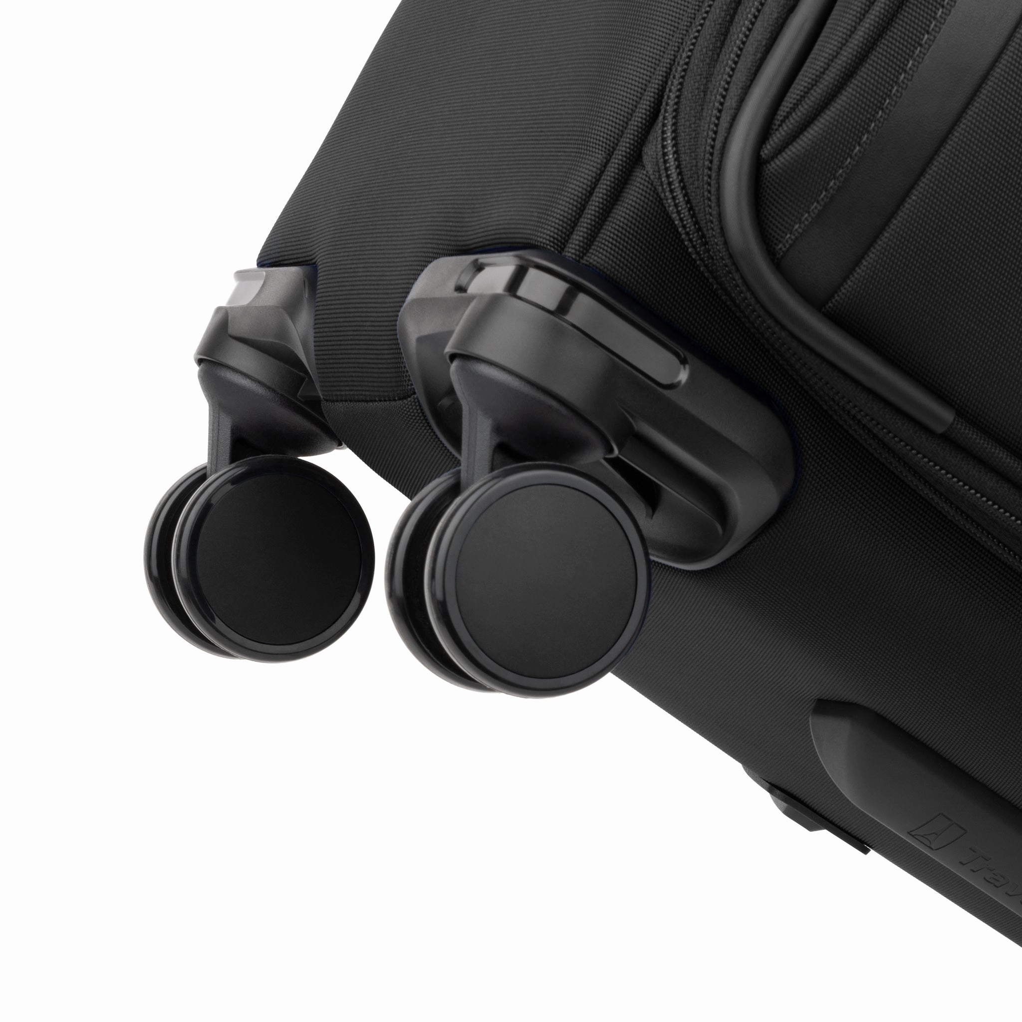 Travelpro VersaPack  Medium Check-in Expandable Spinner
