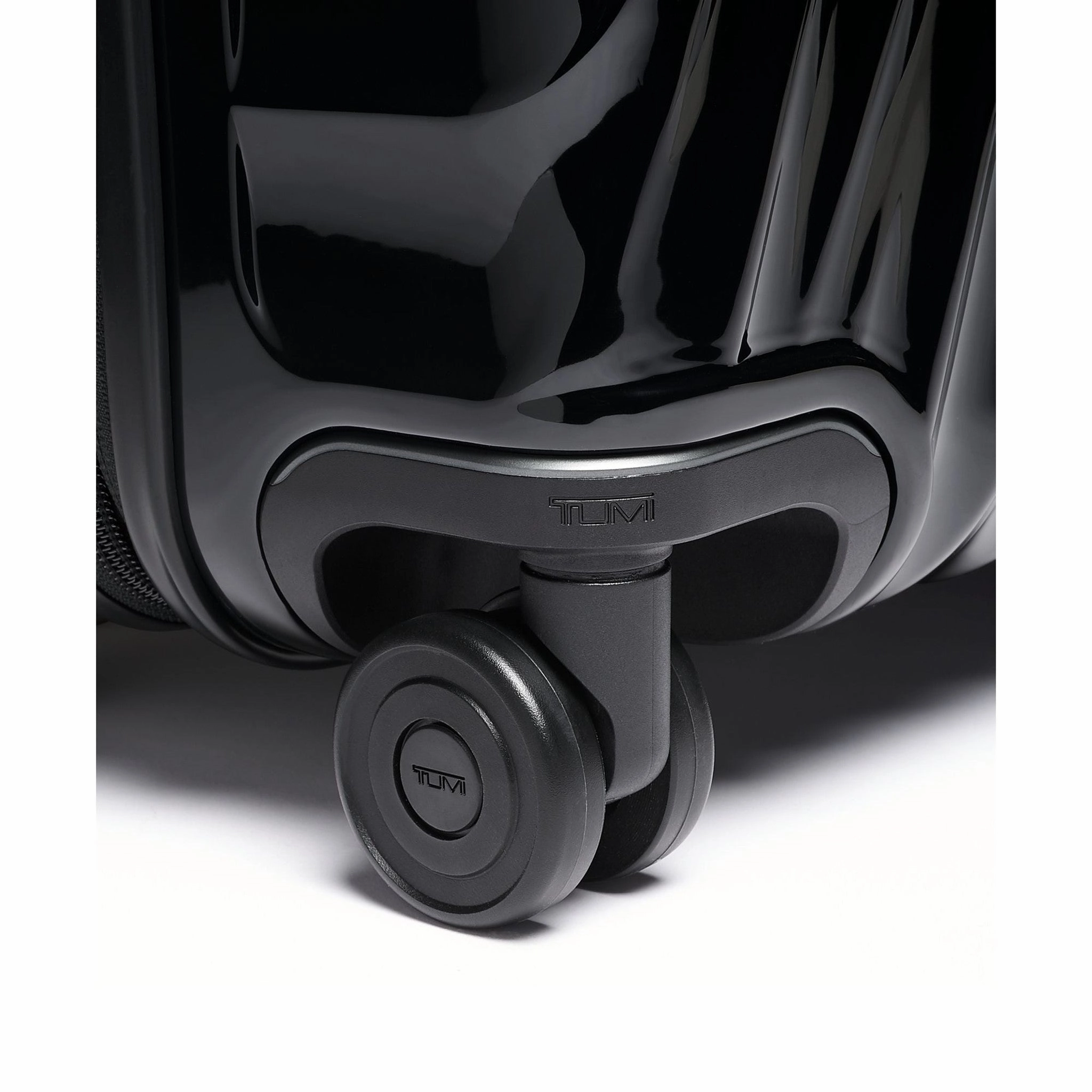 TUMI 19 Degree Continental Expandable 4 Wheeled Carry-On
