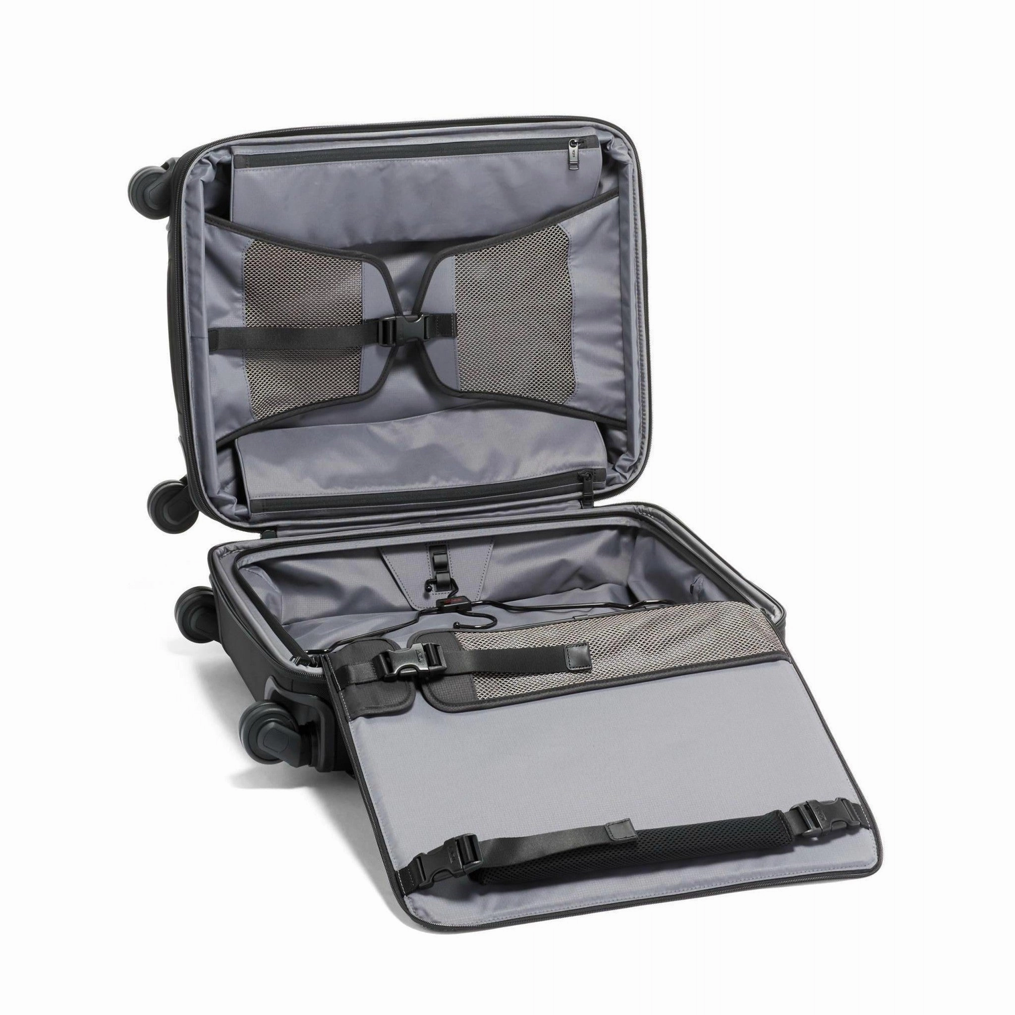 TUMI Alpha 3 Continental Expandable 4 Wheel Carry-On