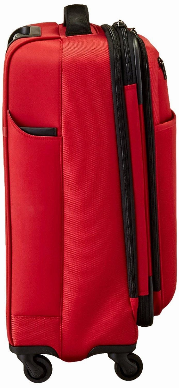 Victorinox Avolve 2.0 20" 4-Wheel Carry-On Luggage