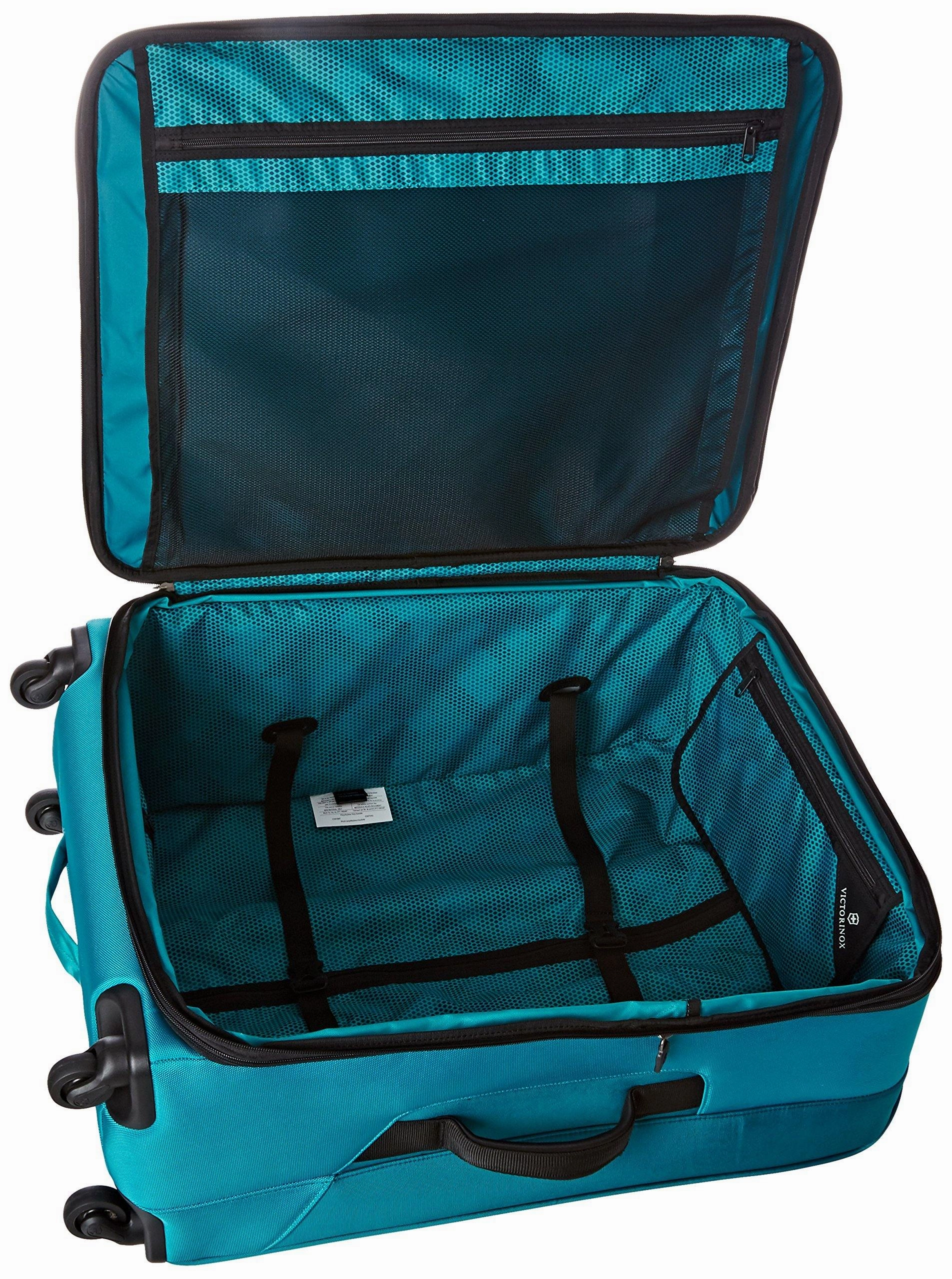 Victorinox Avolve 2.0 27" 4-Wheel Medium Luggage