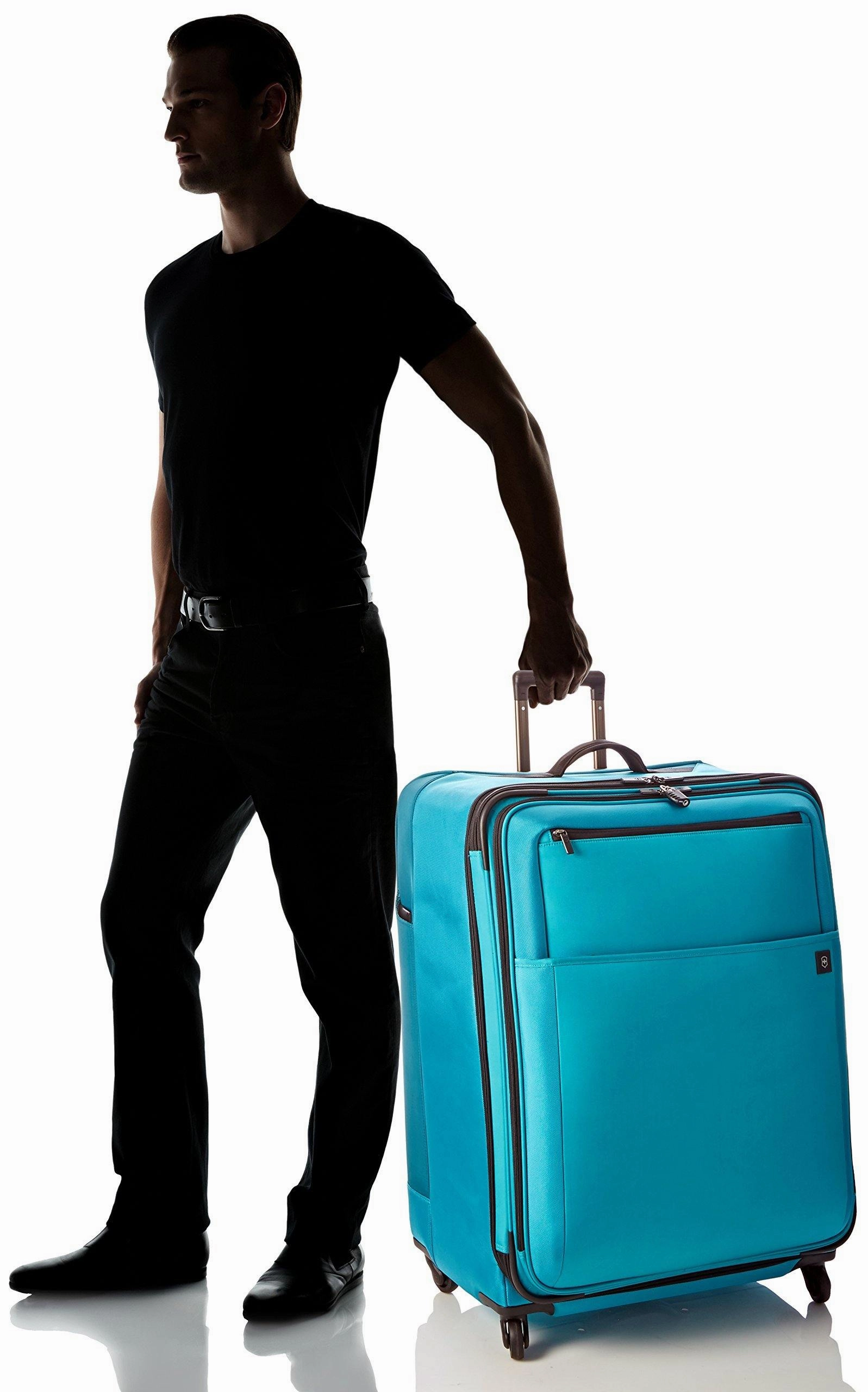 Victorinox Avolve 2.0 30" 4-Wheel Large Luggage