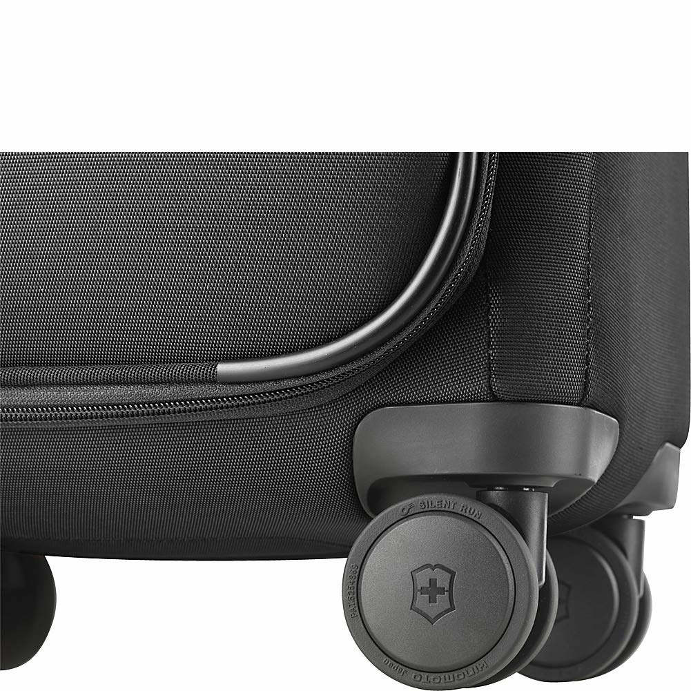 Victorinox Connex Softside Medium Upright Case