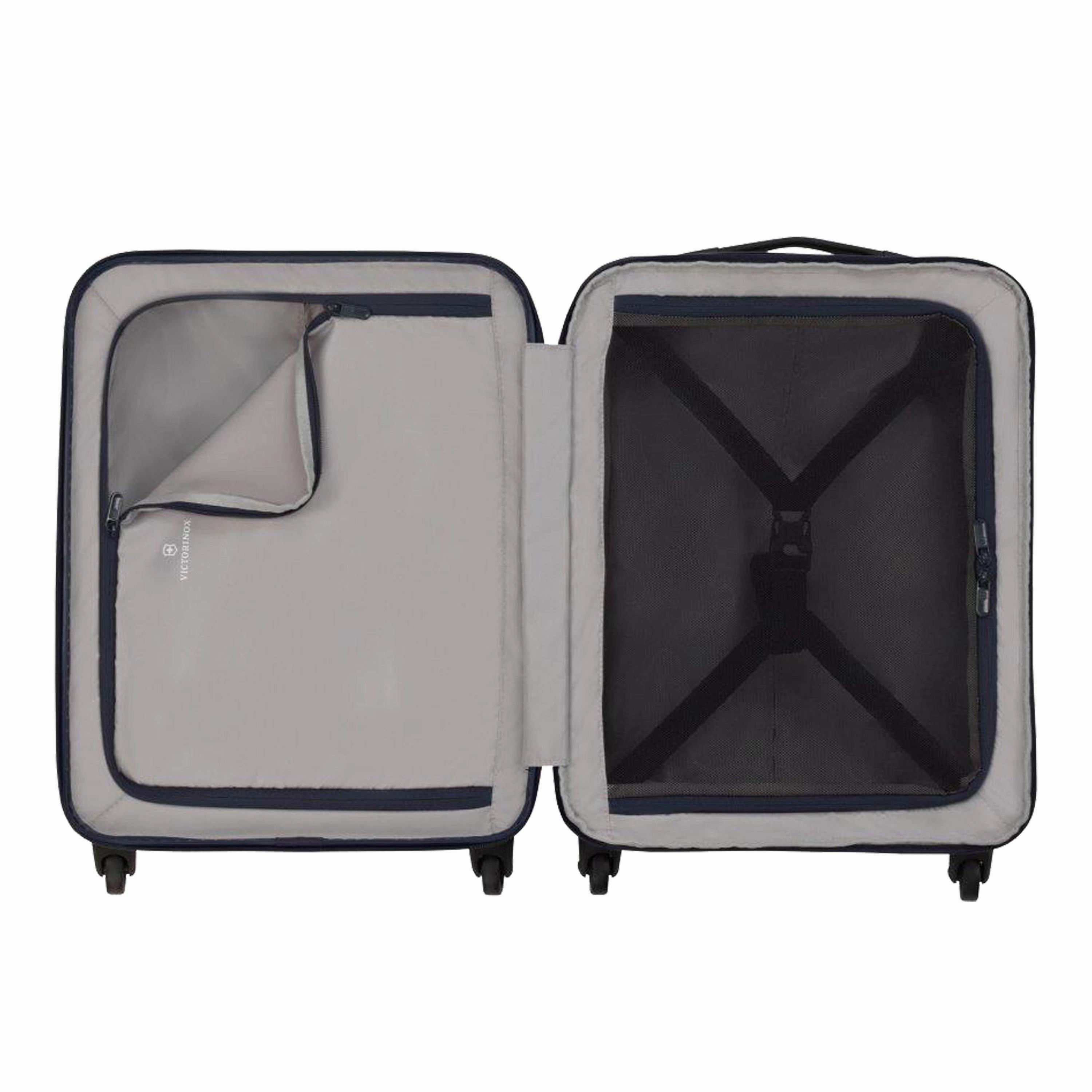Victorinox Etherius Carry-On-Global (21.7") 4-Wheel Carry-On Luggage