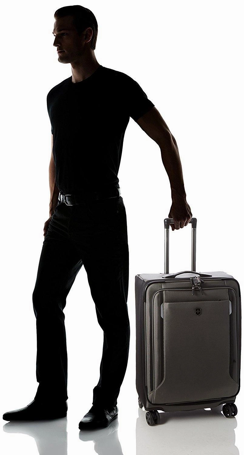 Victorinox Werks 24" 4-Wheel Medium Luggage