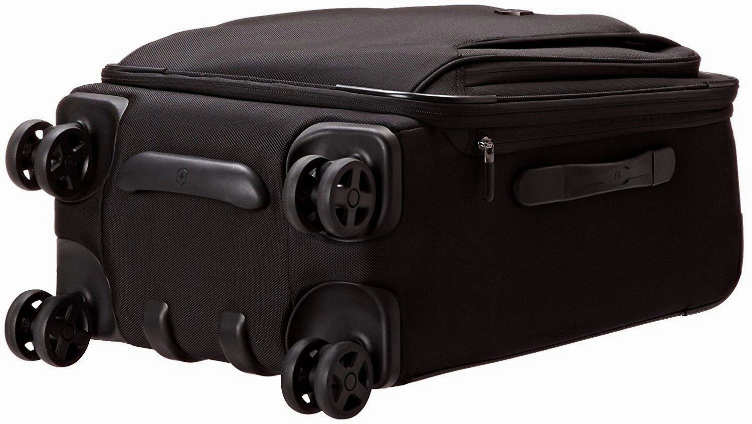 Victorinox Werks Traveler 22" 4-Wheel Carry-On Luggage