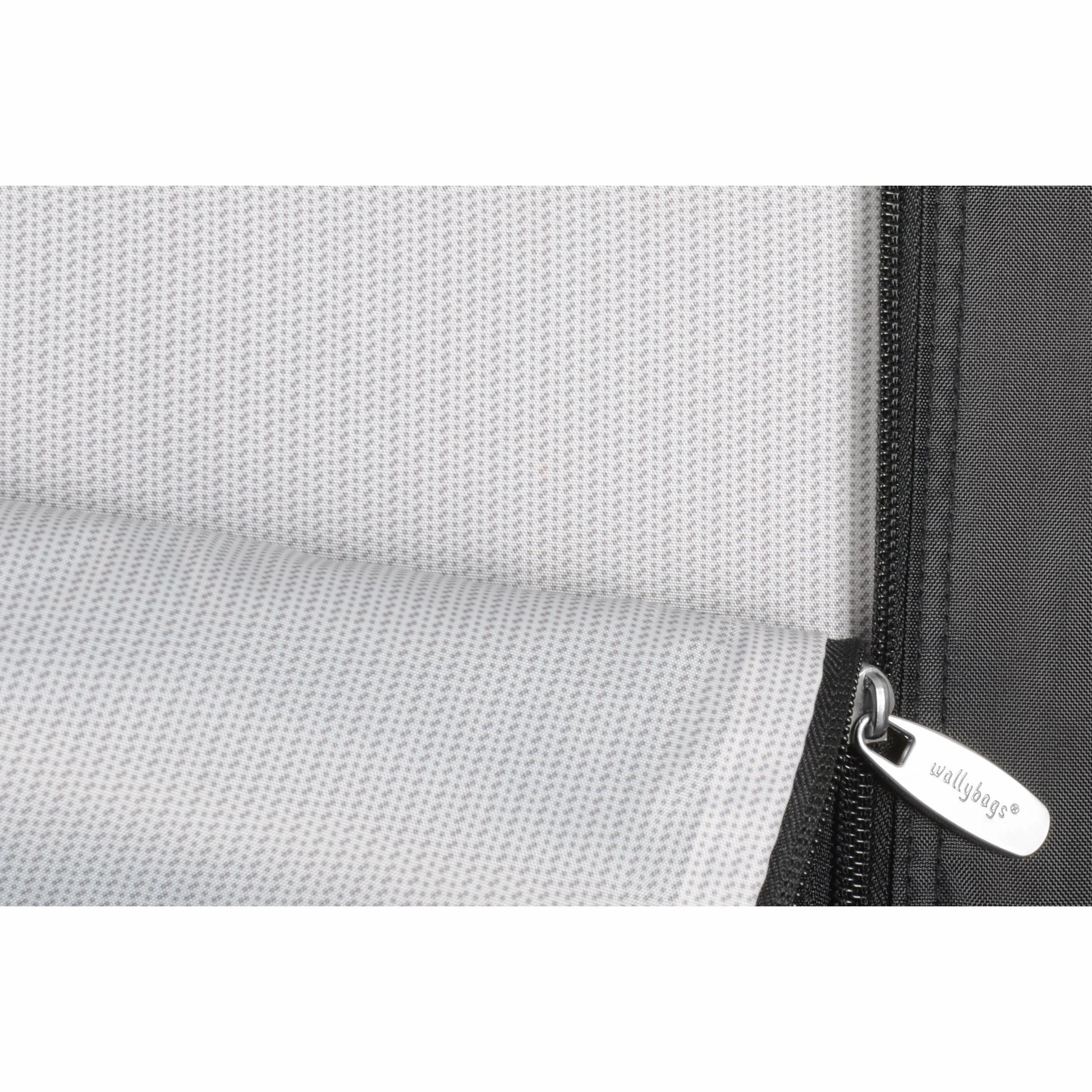 Wally Bags 42-inch Shoulder Strap Garment Bag with Pockets