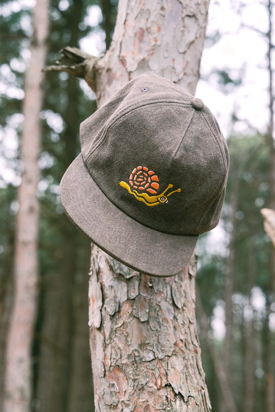 Low Price For Wholesale & Cheap Snail Dad Hat Hottest Sale online store, welcome to place orders our online store.