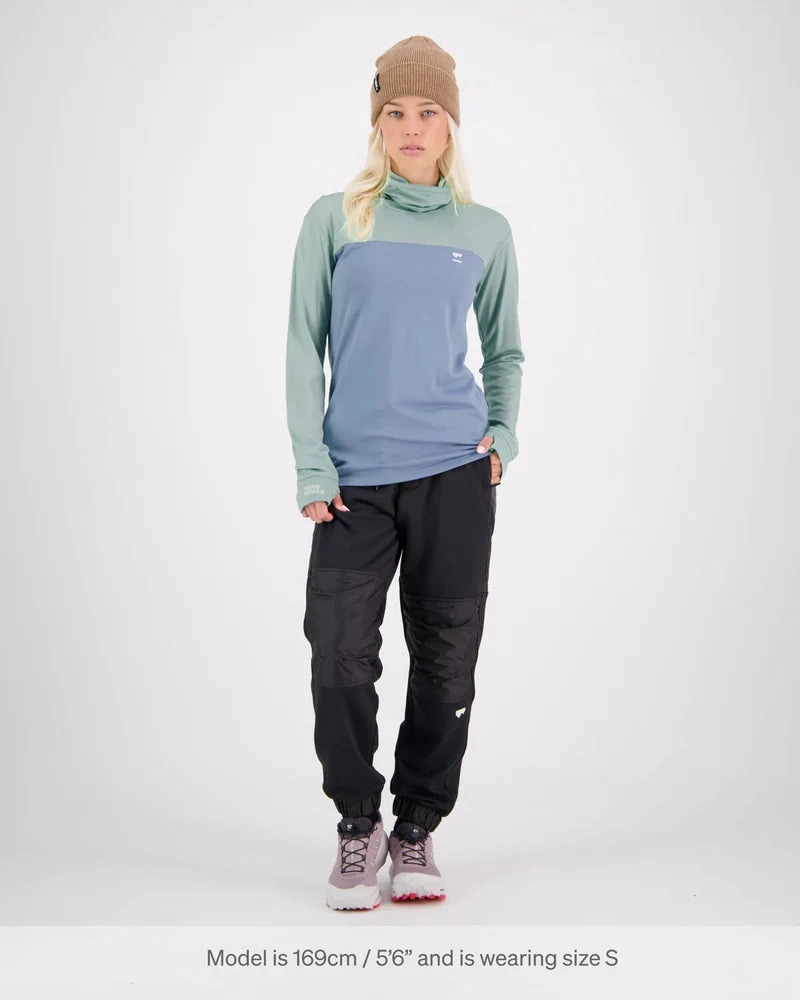 Choose authentic MONS ROYALE Women's 200 Yotei Merino L/S High Neck with wholesale price, all these Items are available in many styles and colors.