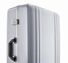 ZERO Halliburton Classic Polycarbonate 2.0 22" 4-Wheel Carry-On Luggage
