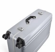 ZERO Halliburton Classic Polycarbonate 2.0 22" 4-Wheel Carry-On Luggage