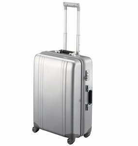 ZERO Halliburton Classic Polycarbonate 4-Wheel Spinner Travel Case