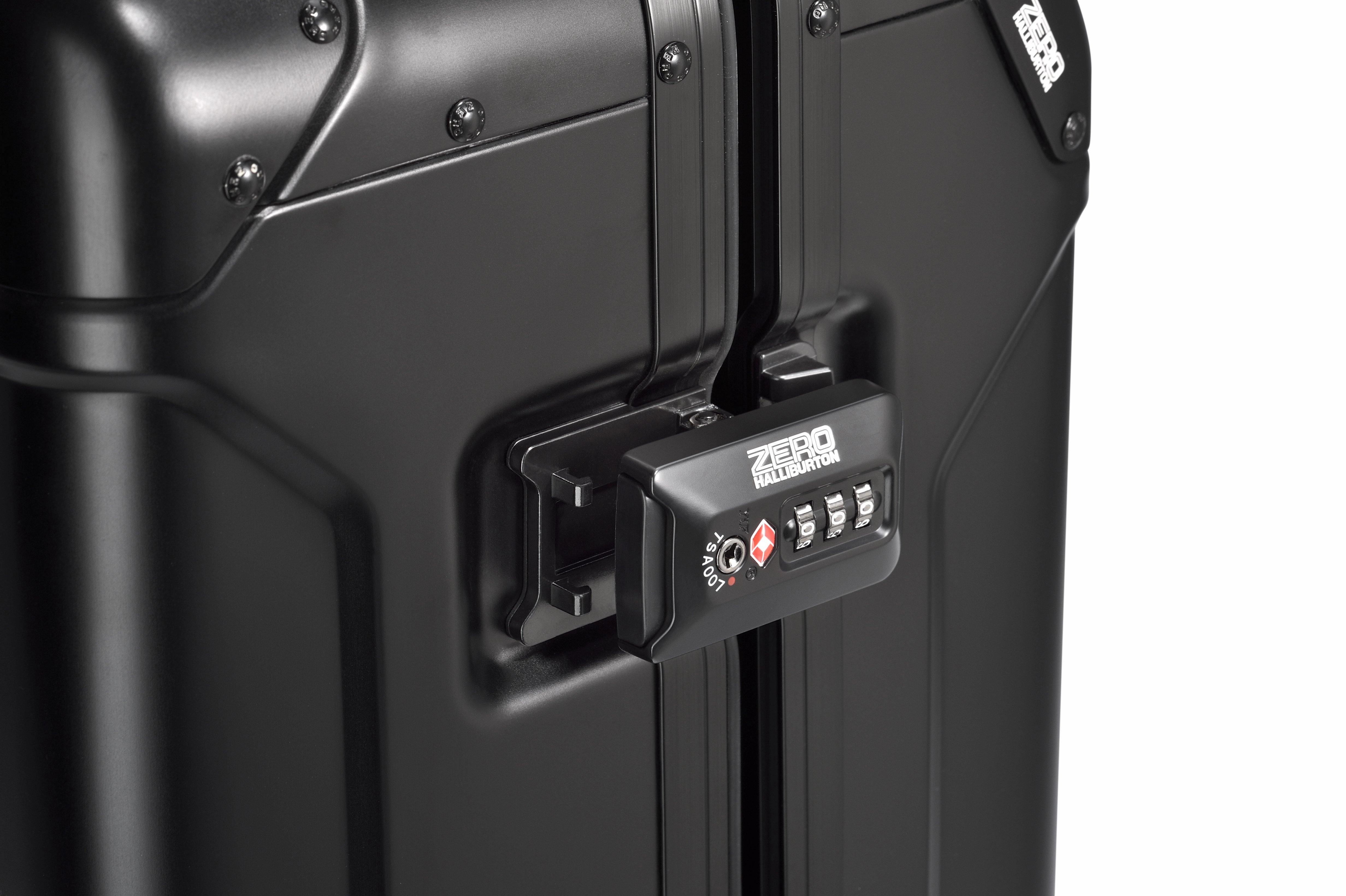 ZERO Halliburton GEO Aluminum 3.0 26" 4-Wheel Medium Luggage