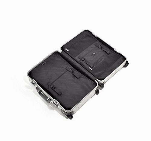 Zero Halliburton Geo Aluminum 3.0 Carry On 4-Wheel Spinner Luggage in Silver