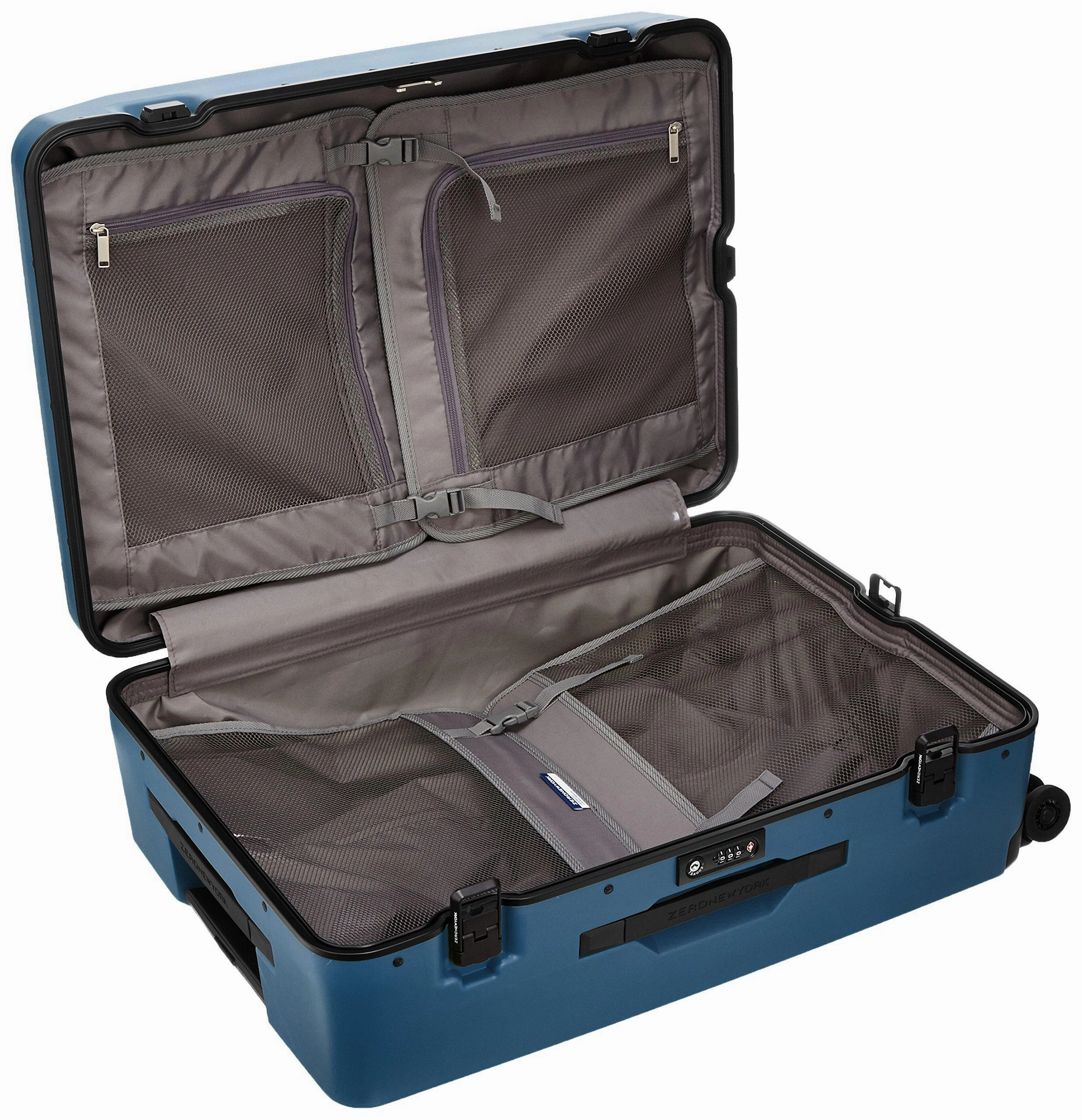 ZERO Halliburton Zero New York Travelers 26" 4-Wheel Medium Luggage