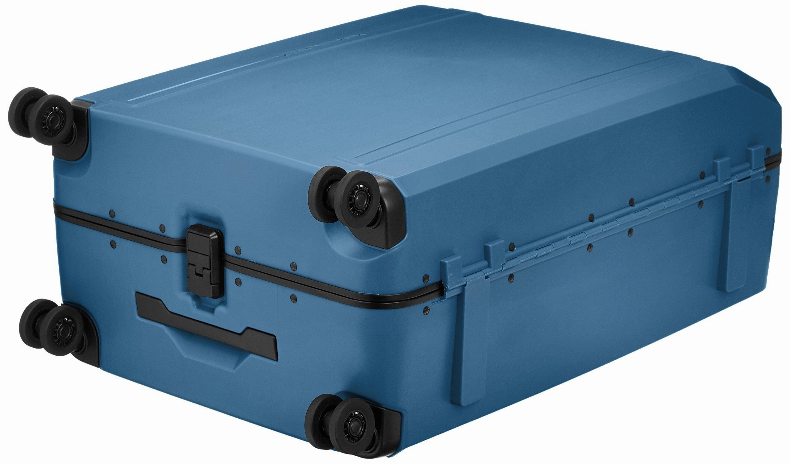 ZERO Halliburton Zero New York Travelers 26" 4-Wheel Medium Luggage