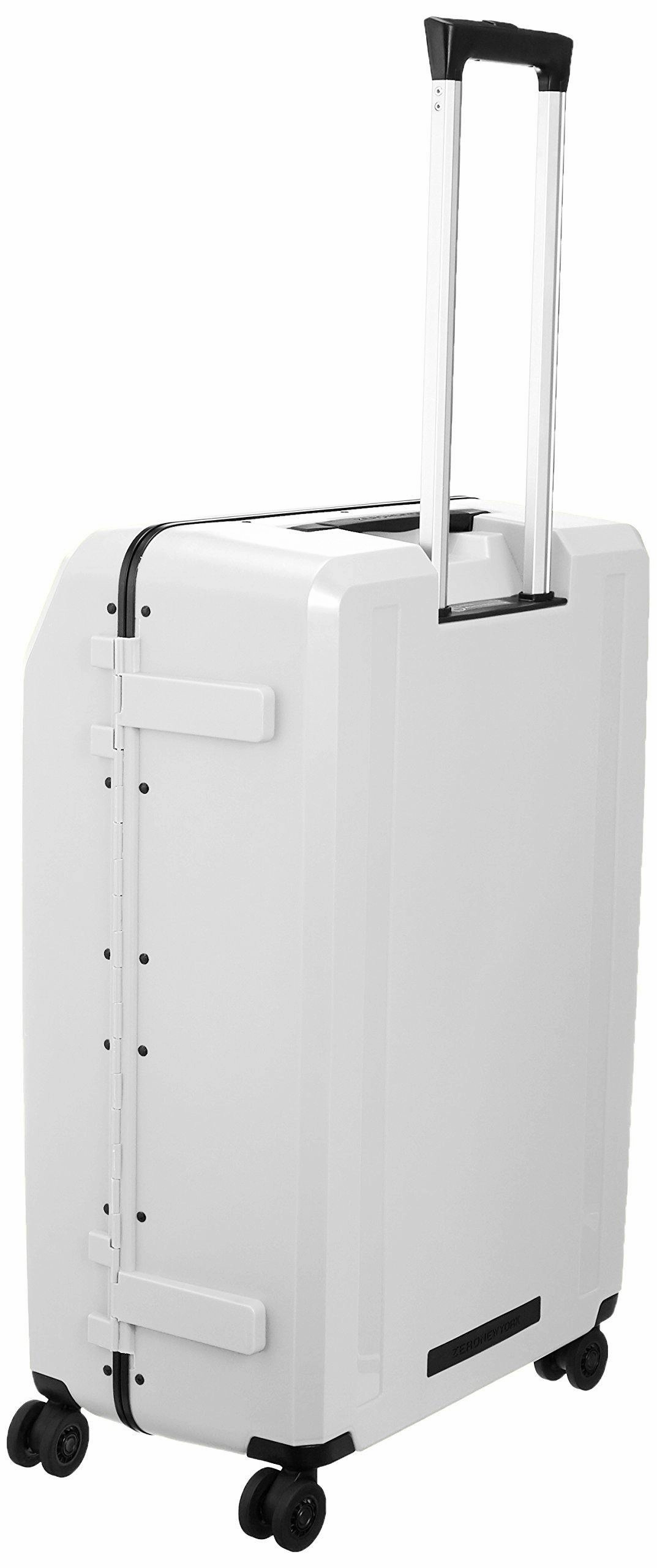 ZERO Halliburton Zero New York Travelers 26" 4-Wheel Medium Luggage