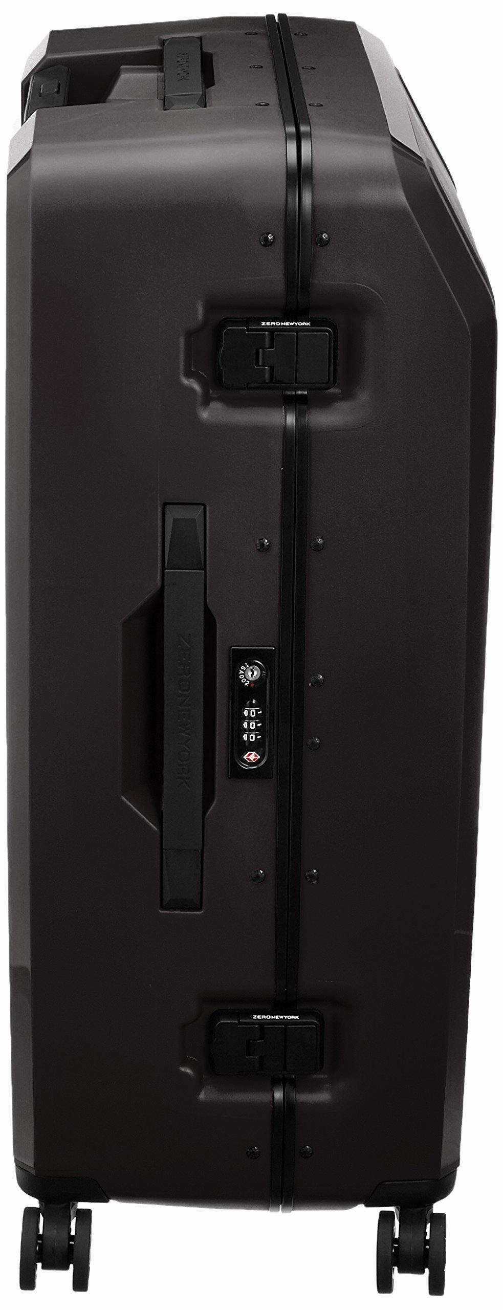ZERO Halliburton Zero New York Travelers 26" 4-Wheel Medium Luggage