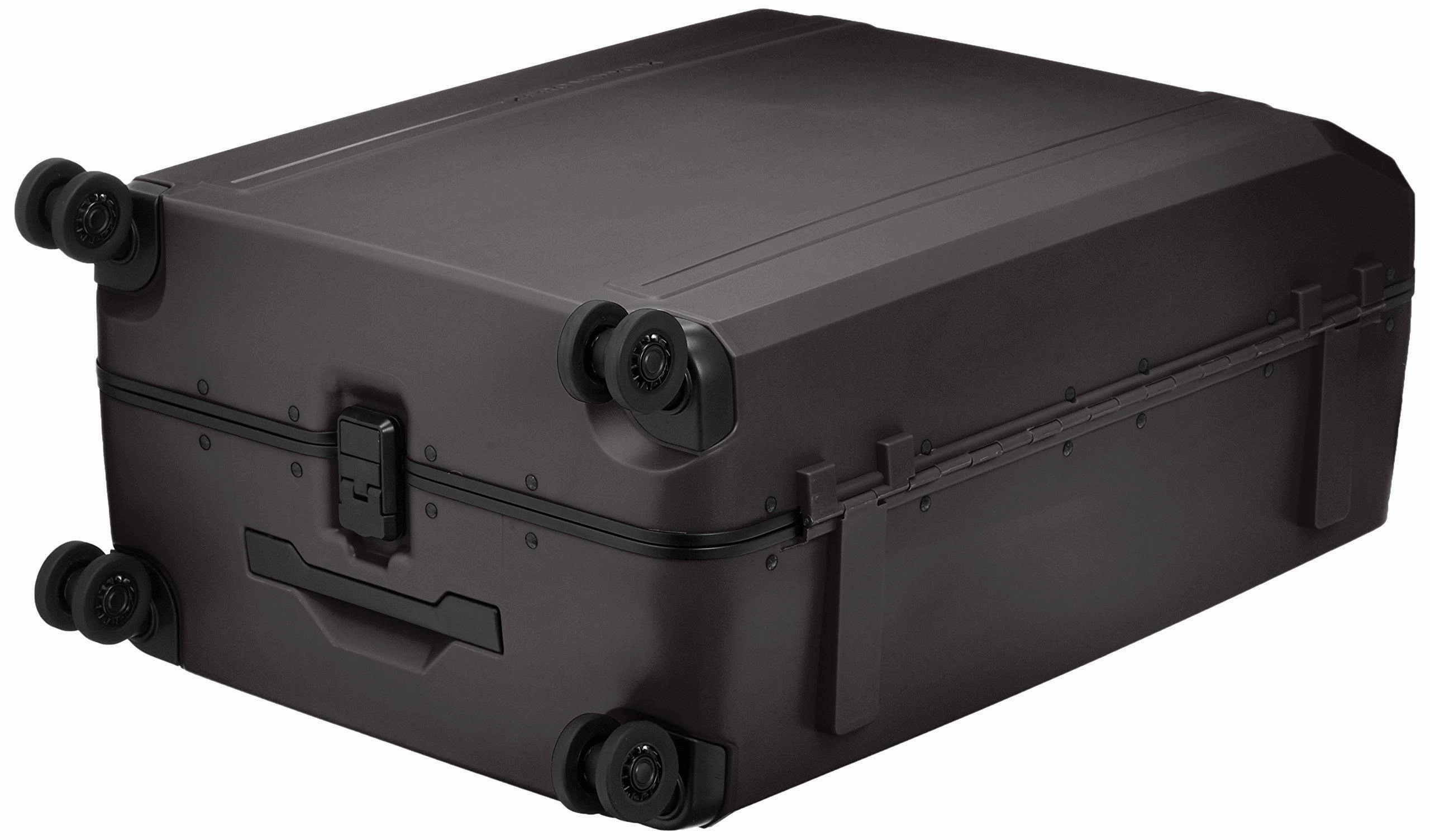 ZERO Halliburton Zero New York Travelers 26" 4-Wheel Medium Luggage
