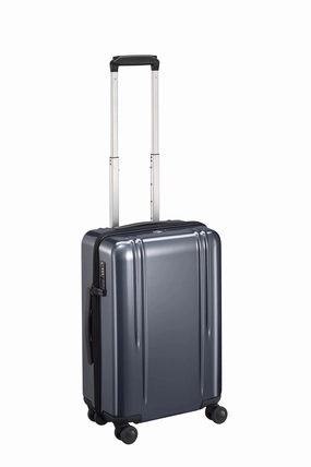 ZERO Halliburton ZRL 22" Domestic Carry-on 4-Wheel Spinner