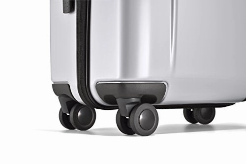 Zero Halliburton Zrl-22" Domstic Carry-On 4-Wheel Spinner, Red